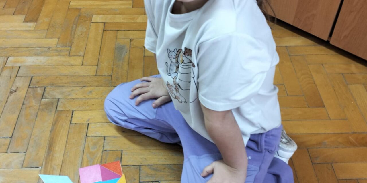 Układanie tangramów