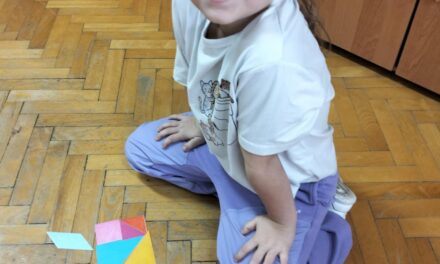 Układanie tangramów