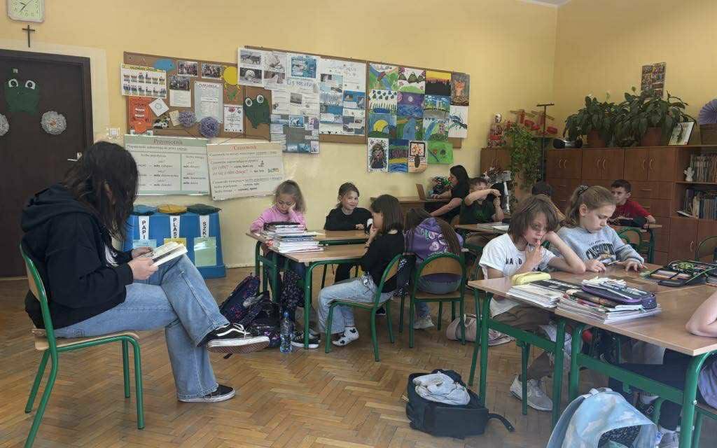 Cała Szkoła czyta dzieciom – czytajmy razem!