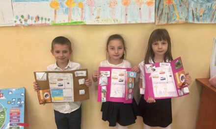 Lekturowy lapbook w wykonaniu klasy 1