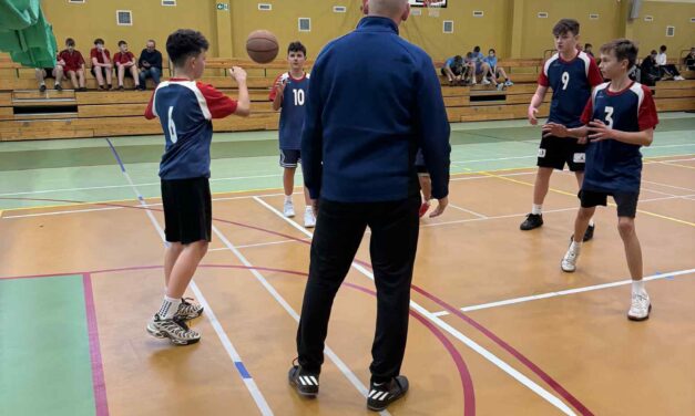 Zawody w koszykówkę